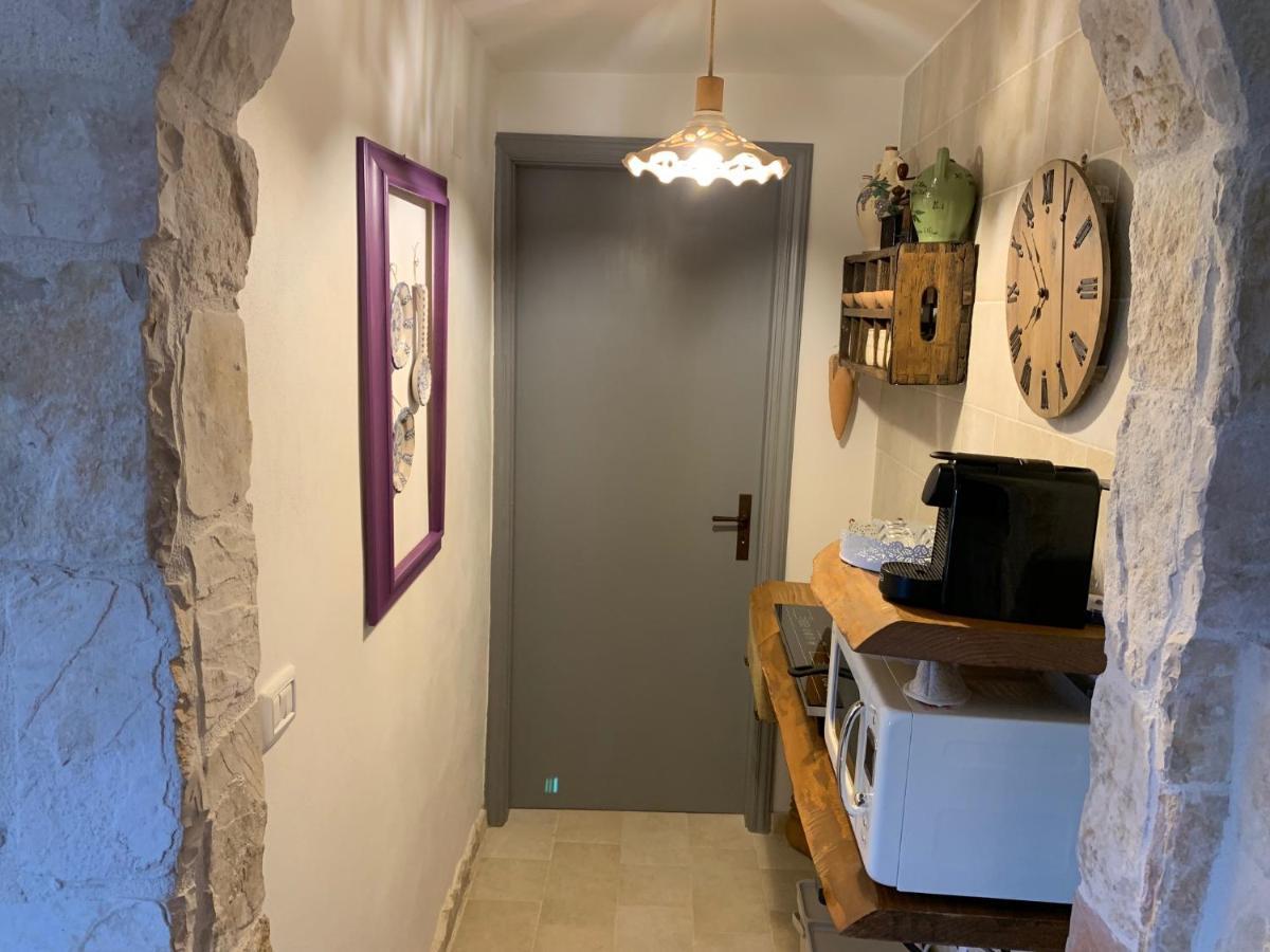 Hostal Trulli Santa Maria Odegitria Relais Ostuni Exterior foto