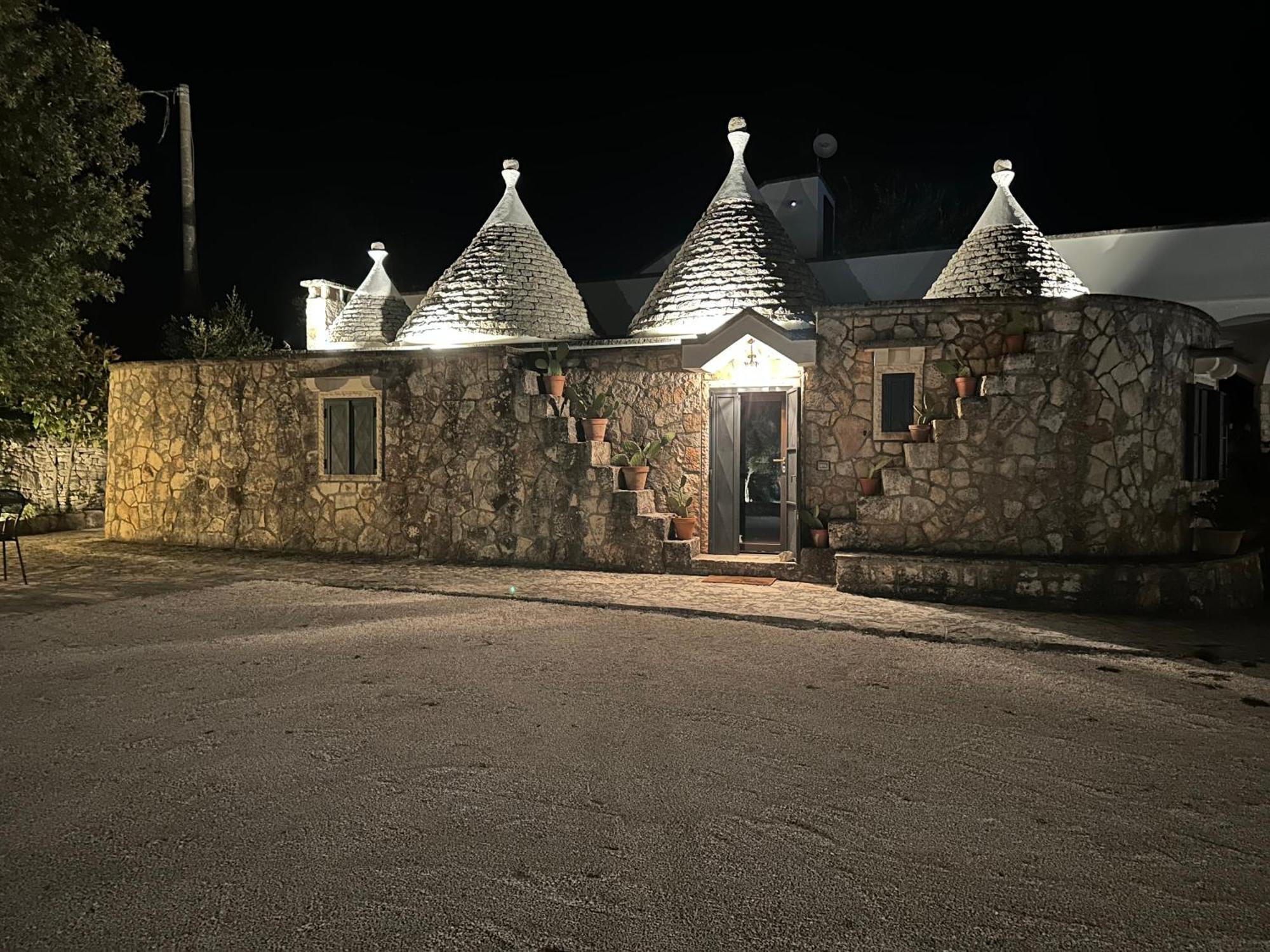 Hostal Trulli Santa Maria Odegitria Relais Ostuni Exterior foto